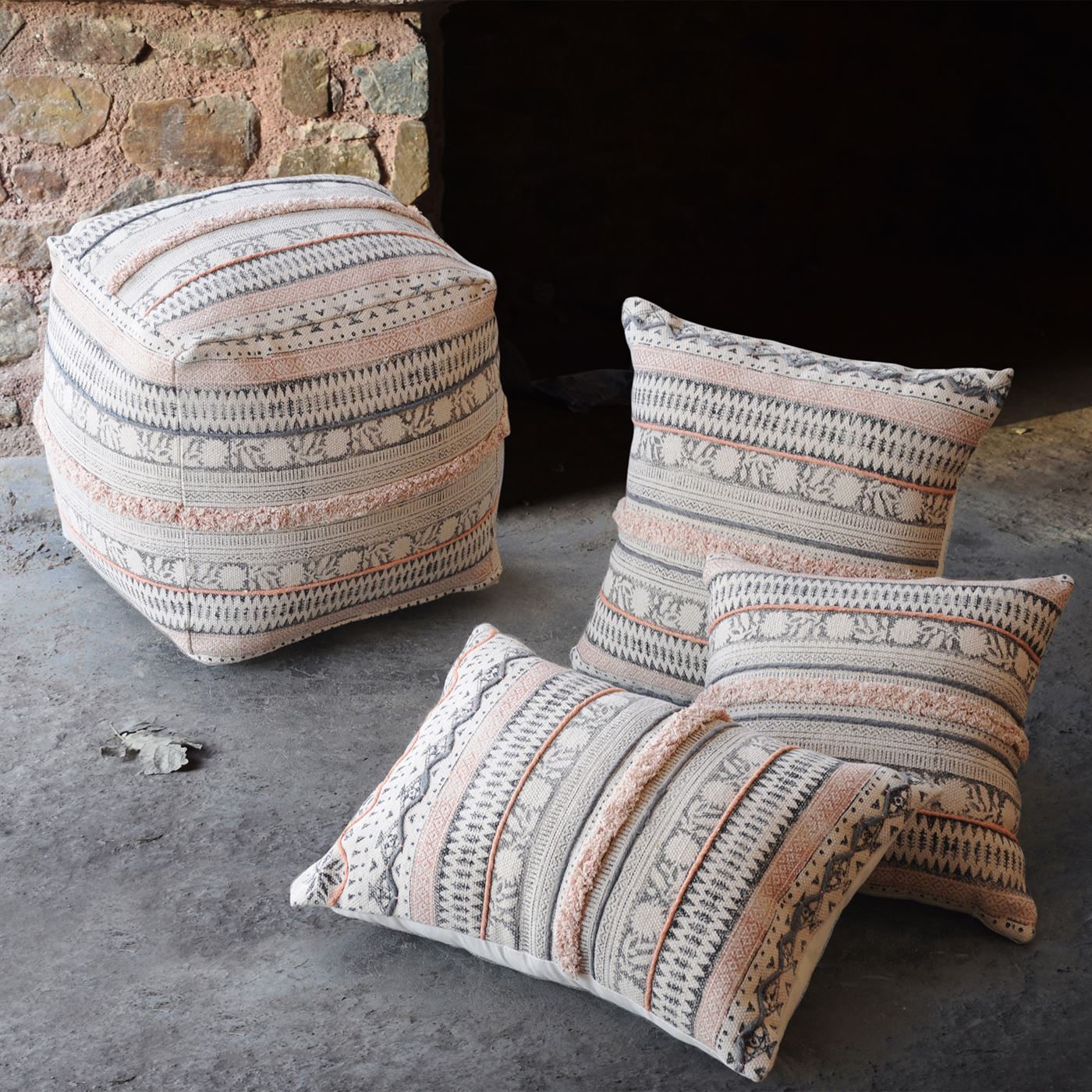 Welsh Pillow, Cotton, Printed, Grey, Blush, Pitloom, All Cut