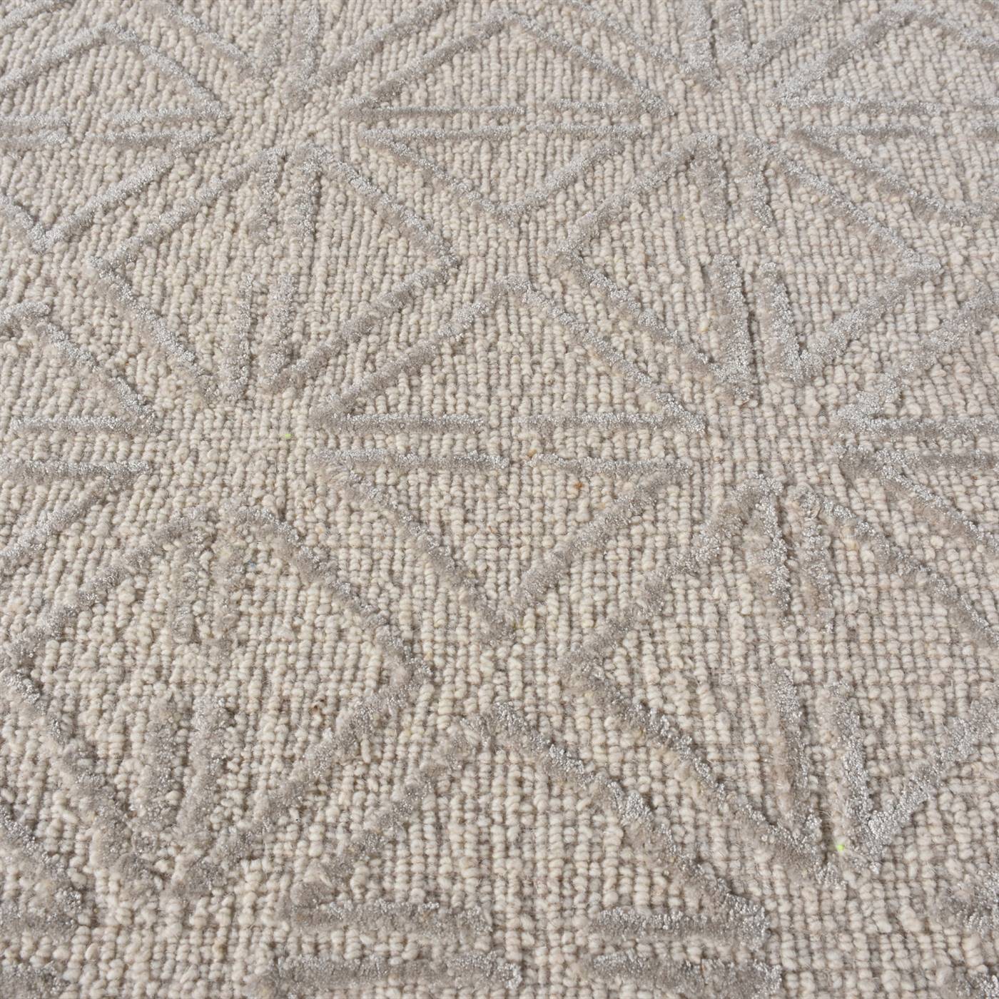 Area Rug, Bedroom Rug, Living Room Rug, Living Area Rug, Indian Rug, Office Carpet, Office Rug, Shop Rug Online, Natural White, Grey, Wool, Viscose, Hand Woven, Over Tufted, Handtufted, Cut And Loop, Texture