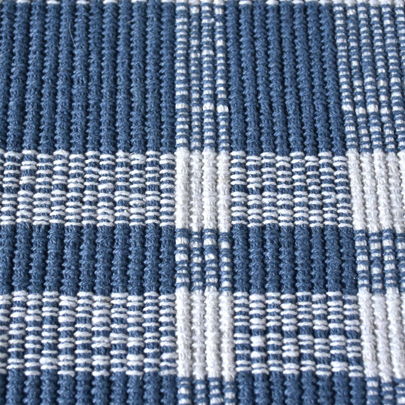 Area Rug, Bedroom Rug, Living Room Rug, Living Area Rug, Indian Rug, Office Carpet, Office Rug, Shop Rug Online, Cotton, Natural White, Blue, Pitloom, Flat Weave, Stripes