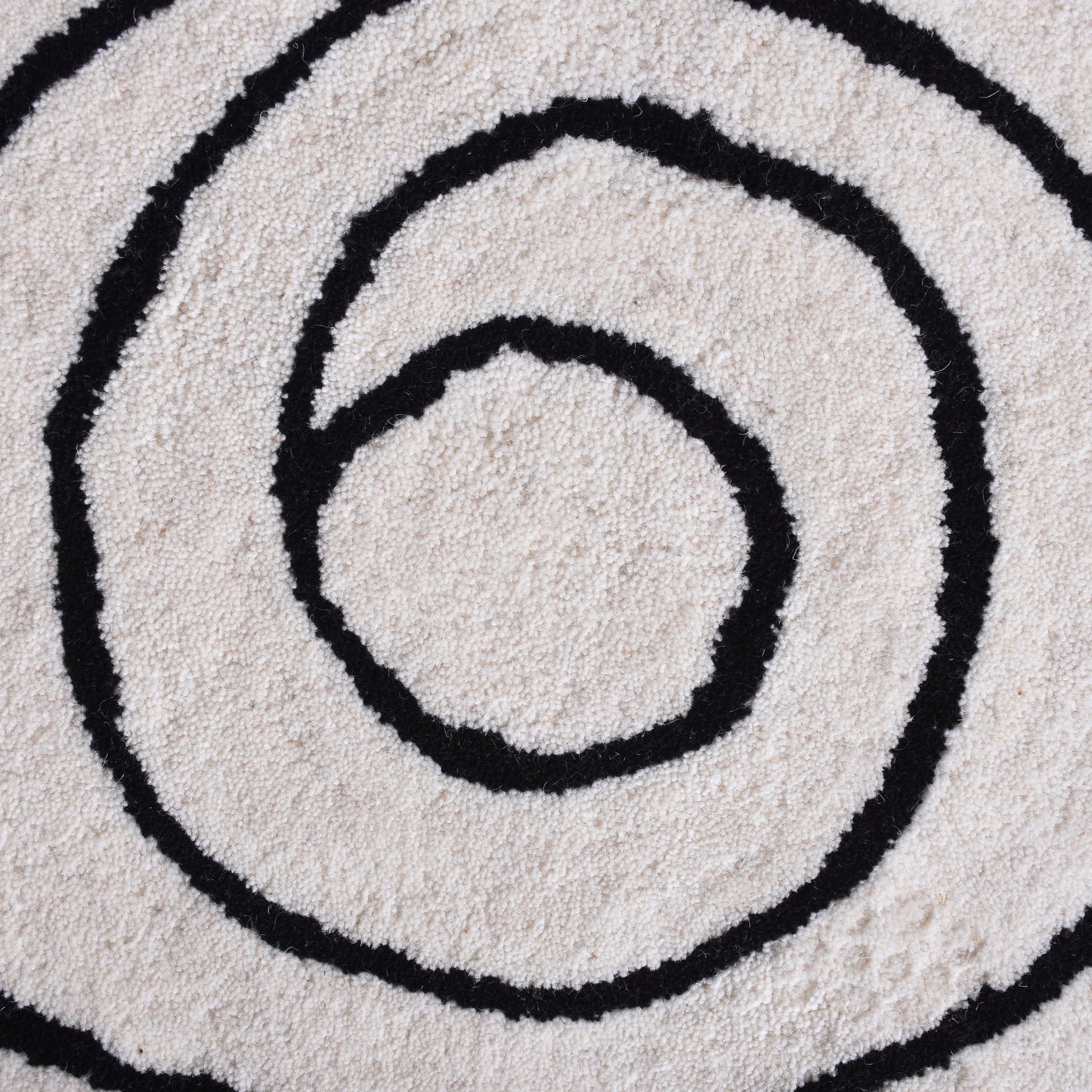 MELUR RUG - IVORY/CHARCOAL - HAND TUFTED - WOOL