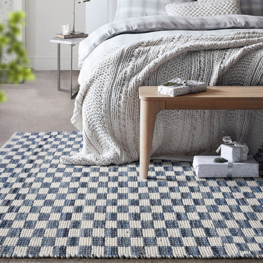 NICOLAVS RUG - IVORY/BLUE - HAND WOVEN - COTTON DENIM/WOOL