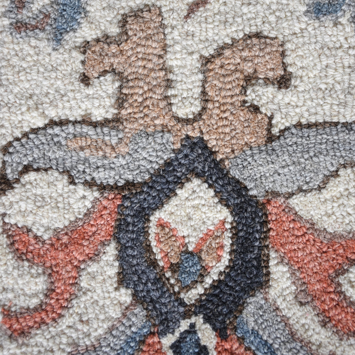 RILANO RUG - IVORY/MULTI - HAND TUFTED - WOOL
